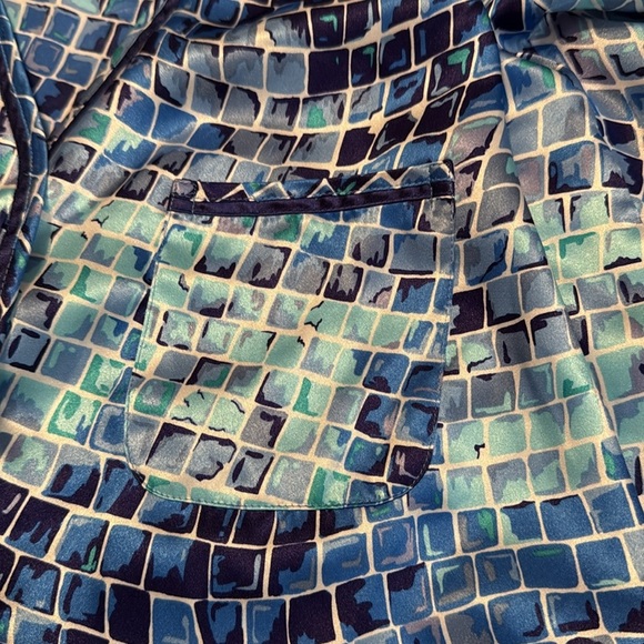 Victoria's Secret Satin Sleep Shirt in Blue Geometric Tile Print Size M - Picture 6 of 10